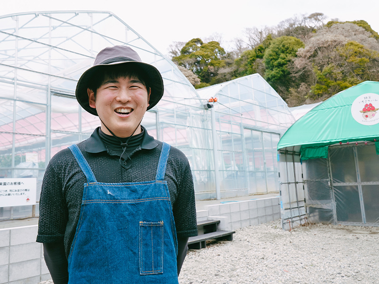会社員からいちご農家へ。29歳で新規就農した若手農家の挑戦